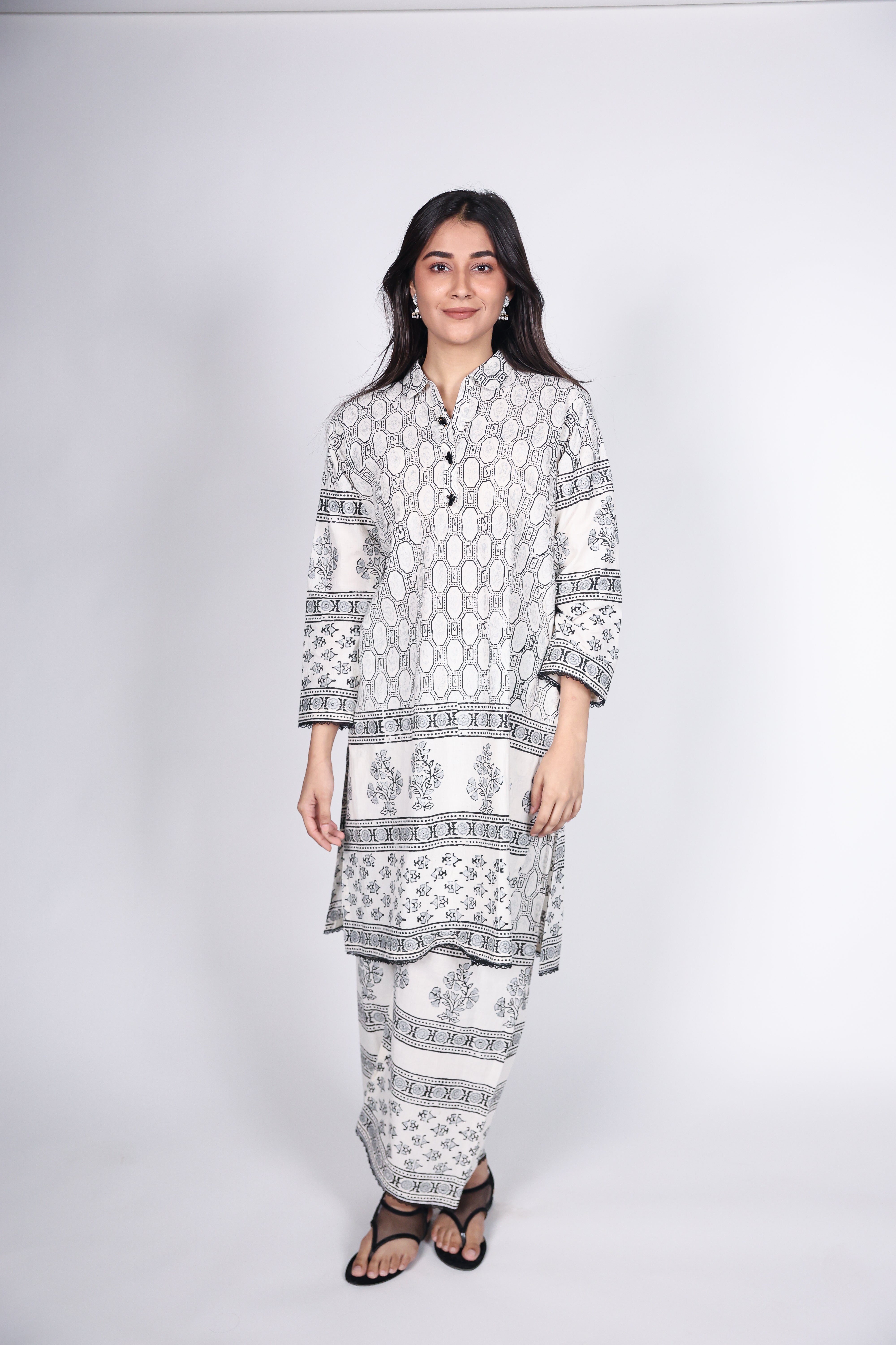 ELEGANT BLOCK PRINT ON COTTON WITH GLITTER 02-PIECE SHIRT & TROUSER