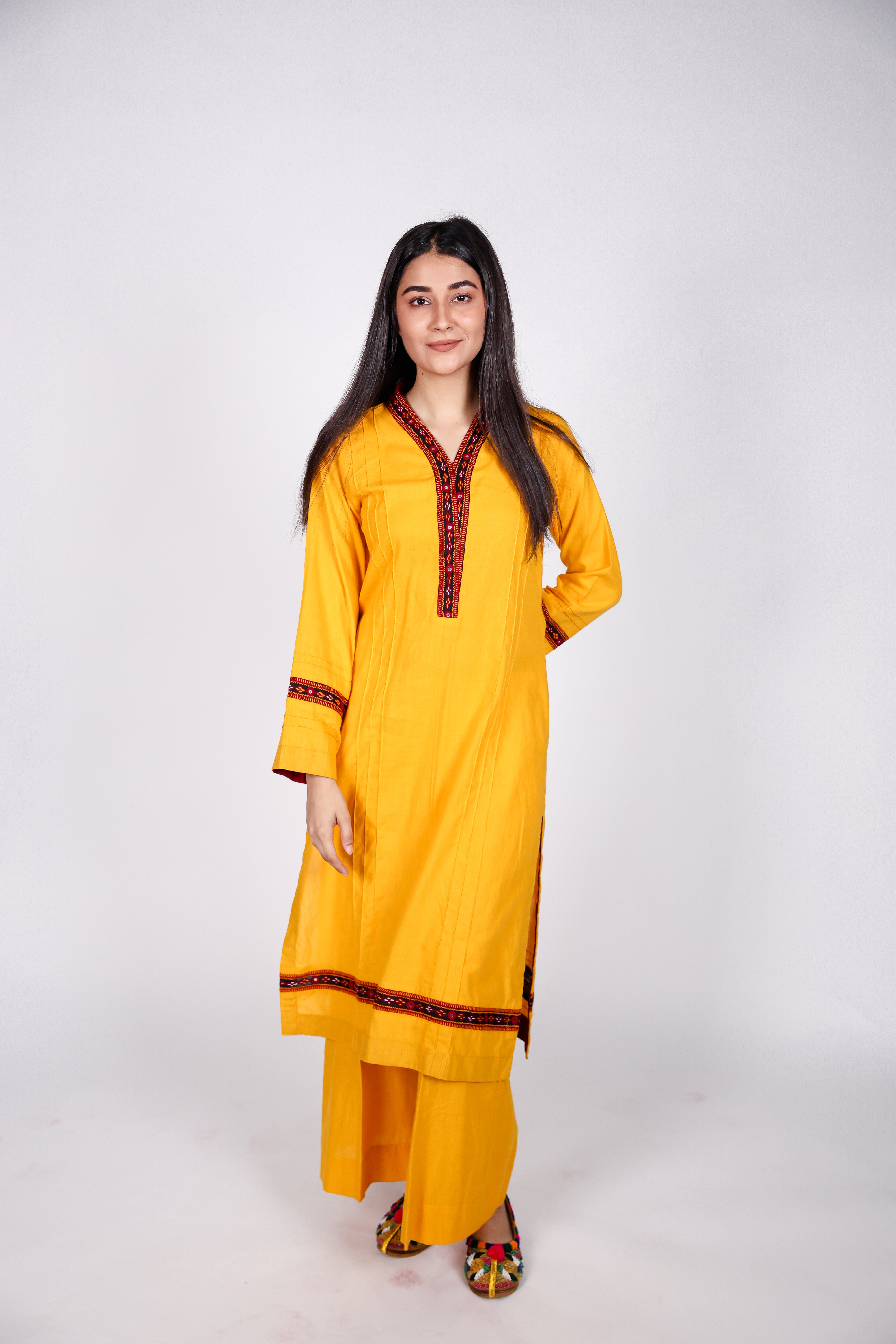 HANDLOOM SUSSI STITCHED 2-PIECE KURTI & TROUSER