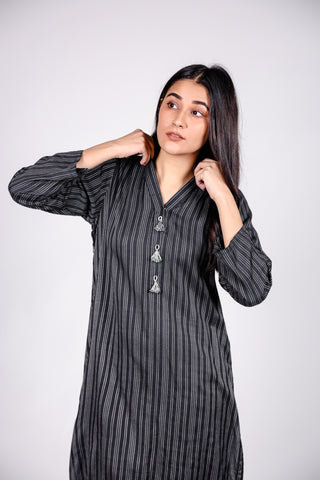 HANDLOOM SUSSI STITCHED 2-PIECE KURTI AND TROUSER