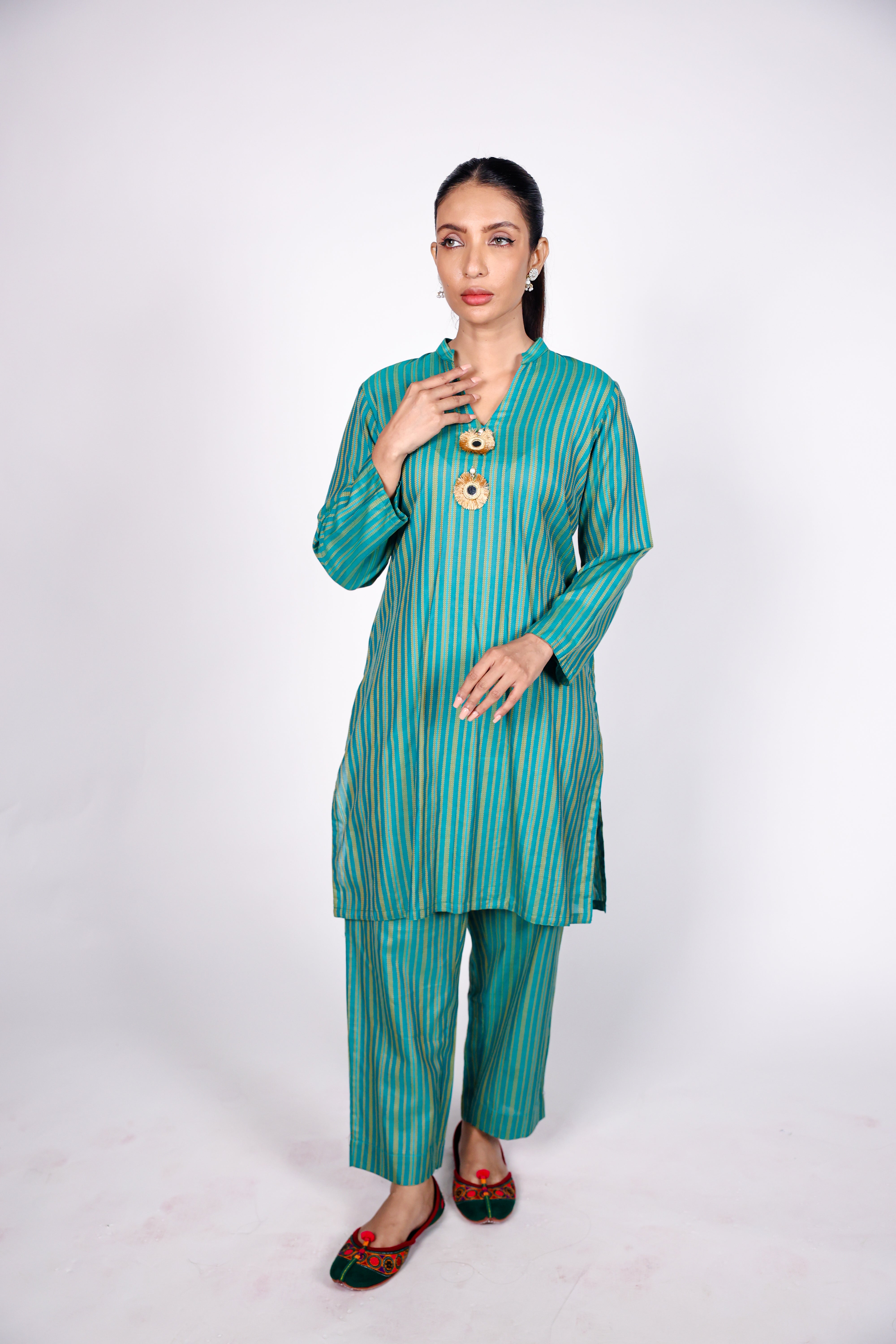 HANDLOOM SUSSI STITCHED 2-PIECE KURTI AND TROUSER