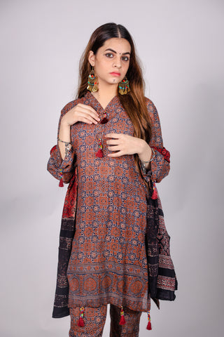 AJRAK PRINTED FABRIC STITCHED 02 PIECE SHIRT & TROUSER.