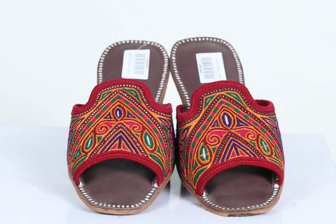 Traditional Handcrafted Embroidered Chappal